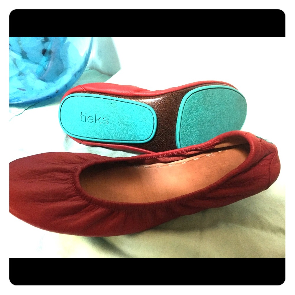 Yield Red ballet slippers